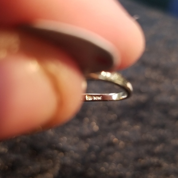 10k Emerald and diamond ring - Picture 5 of 5